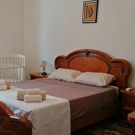Holiday home Maranzano Vacanze Casa Con Giardino