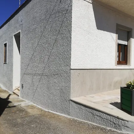 Maranzano Vacanze Casa Con Giardino Custonaci